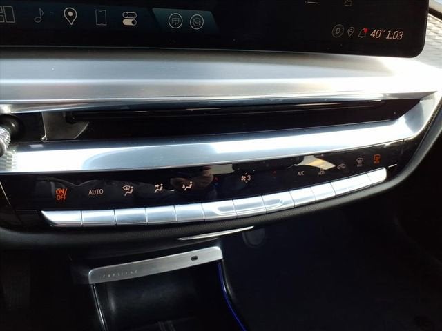 2024 Cadillac LYRIQ Luxury 1