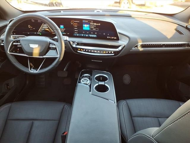 2024 Cadillac LYRIQ Luxury 1