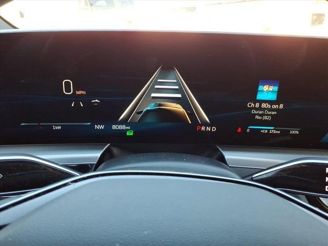 2024 Cadillac LYRIQ Luxury 1