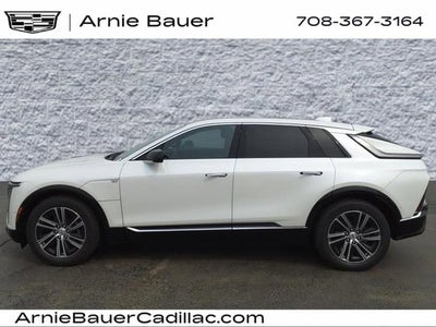 2025 Cadillac LYRIQ Luxury 2