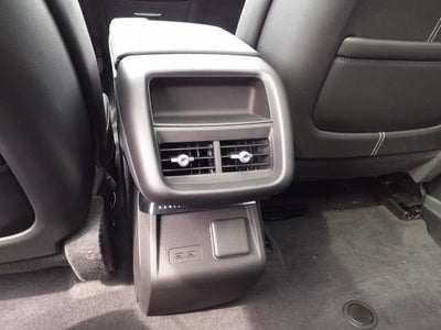 2025 Cadillac LYRIQ Luxury 2