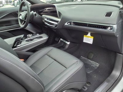 2025 Cadillac LYRIQ Luxury 2