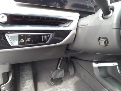 2025 Cadillac LYRIQ Luxury 2