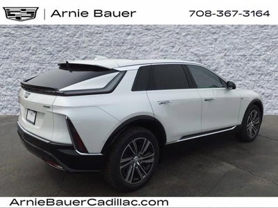 2025 Cadillac LYRIQ Luxury 2