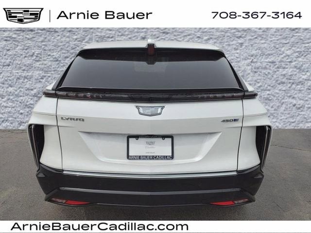 2025 Cadillac LYRIQ Luxury 2