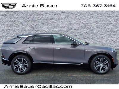 2025 Cadillac LYRIQ Luxury 2