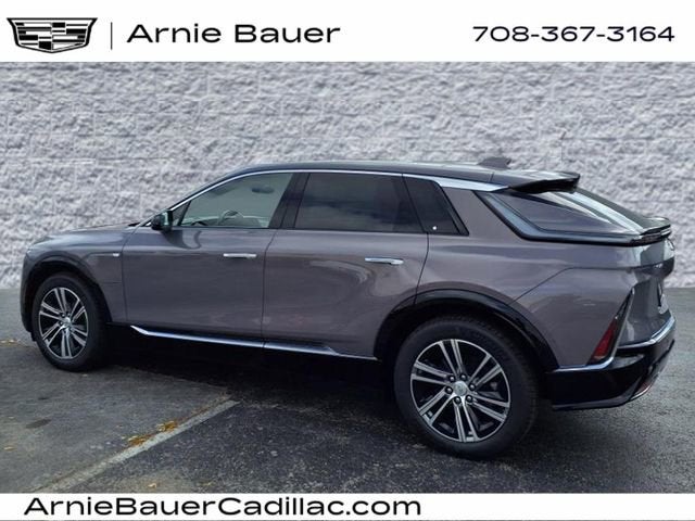 2025 Cadillac LYRIQ Luxury 2