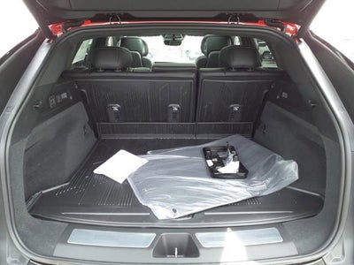 2025 Cadillac LYRIQ Luxury 2