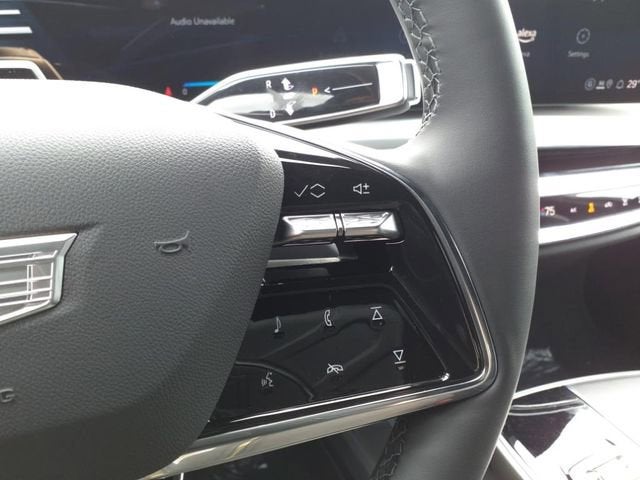 2025 Cadillac LYRIQ Luxury 2