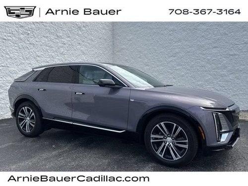 2024 Cadillac LYRIQ Luxury 2