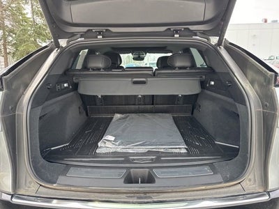 2025 Cadillac LYRIQ Luxury 3