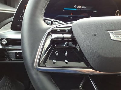 2025 Cadillac LYRIQ Luxury 3