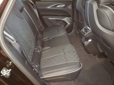 2027 Cadillac LYRIQ Signature Luxury