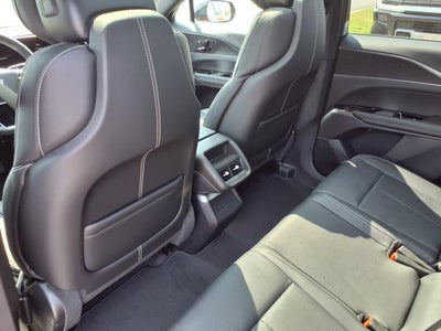 2025 Cadillac LYRIQ Sport 1