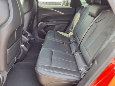 2025 Cadillac LYRIQ Sport 1