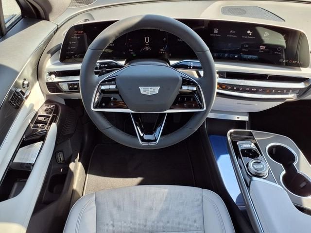 2025 Cadillac LYRIQ Sport 1