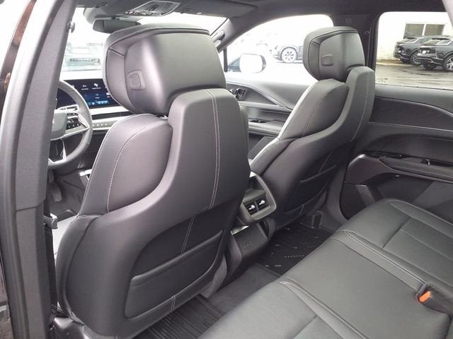 2025 Cadillac LYRIQ Sport 1