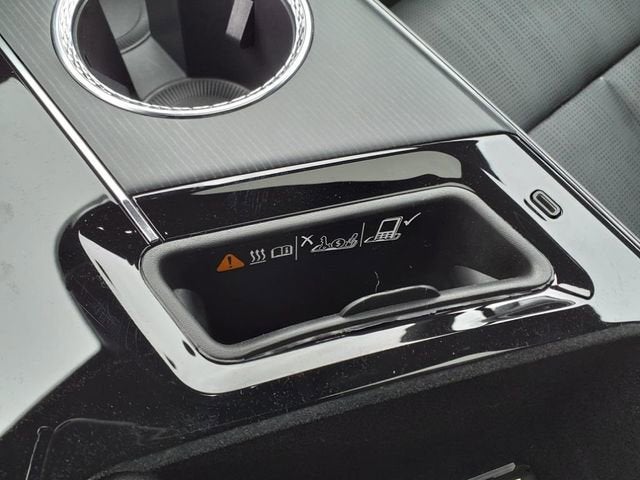 2025 Cadillac LYRIQ Sport 1