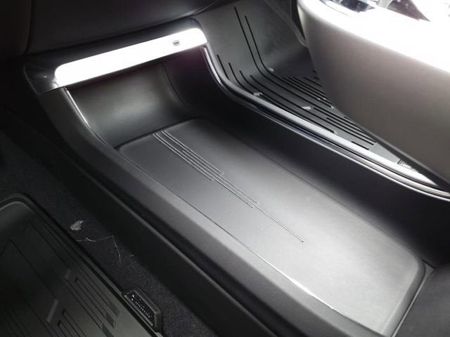 2025 Cadillac LYRIQ Sport 1