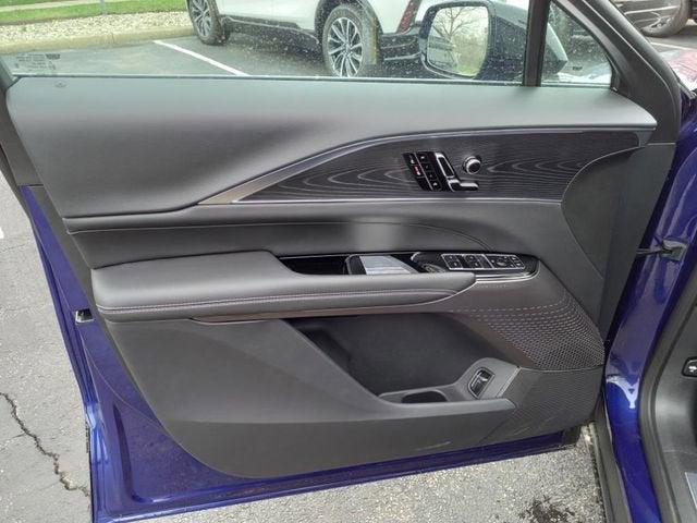 2025 Cadillac LYRIQ Sport 1