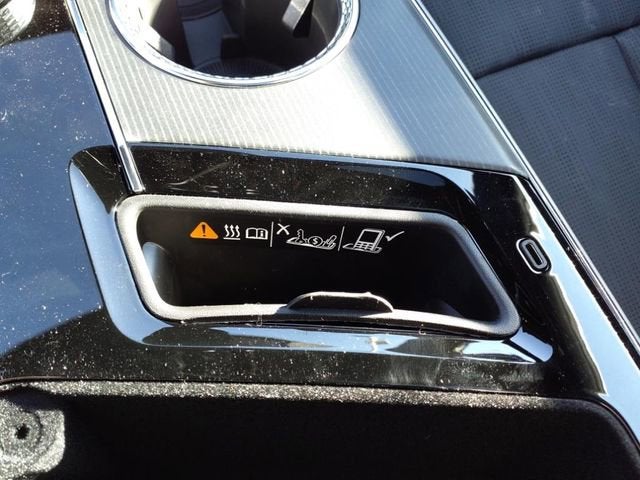 2025 Cadillac LYRIQ Sport 1