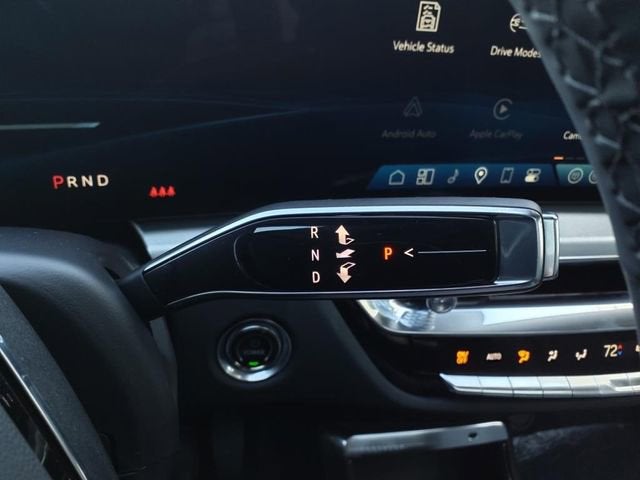 2025 Cadillac LYRIQ Sport 1