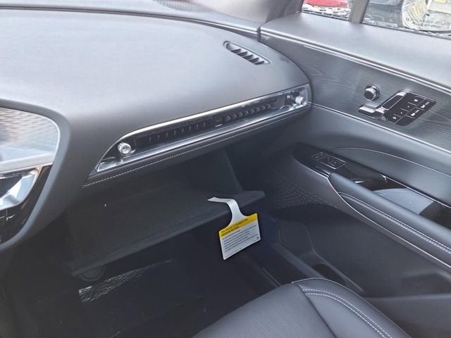 2025 Cadillac LYRIQ Sport 1