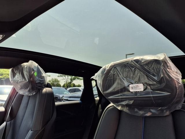 2025 Cadillac LYRIQ Sport 1