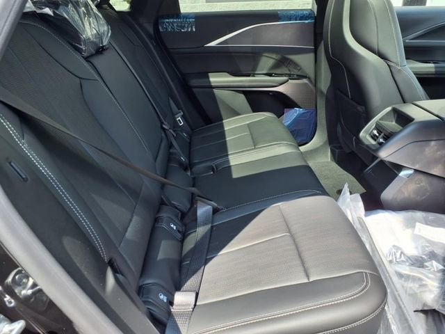 2025 Cadillac LYRIQ Sport 1