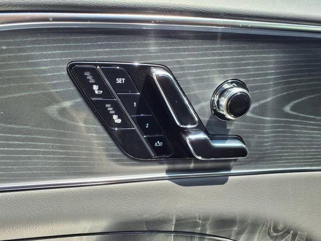 2025 Cadillac LYRIQ Sport 1