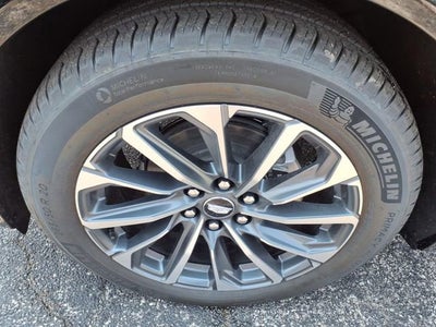 2025 Cadillac LYRIQ Sport 1