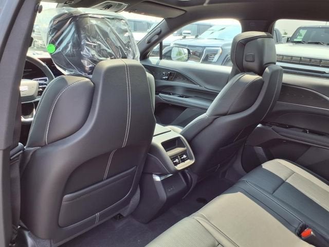 2025 Cadillac LYRIQ Sport 1