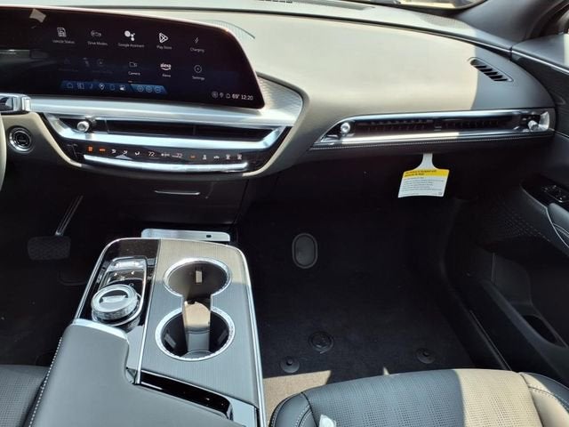 2025 Cadillac LYRIQ Sport 1