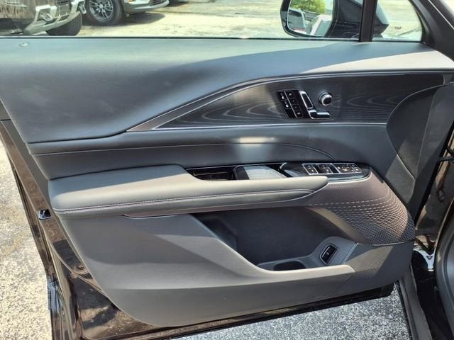 2025 Cadillac LYRIQ Sport 1