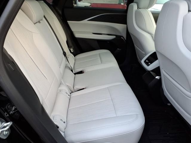 2025 Cadillac LYRIQ Sport 1