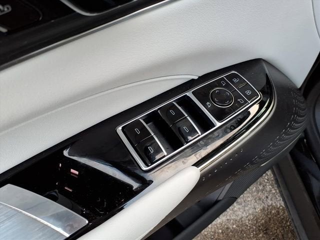 2025 Cadillac LYRIQ Sport 1