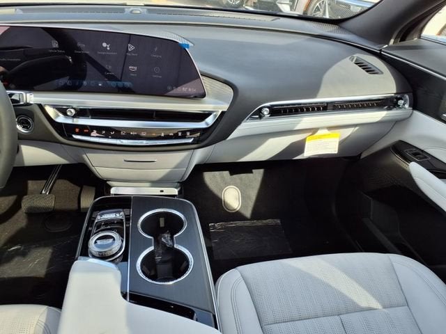 2025 Cadillac LYRIQ Sport 1