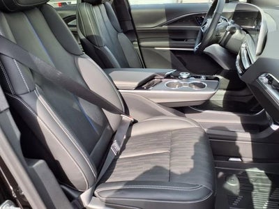 2025 Cadillac LYRIQ Sport 2