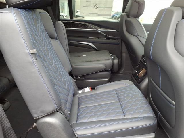 2026 Cadillac ESCALADE IQL Luxury