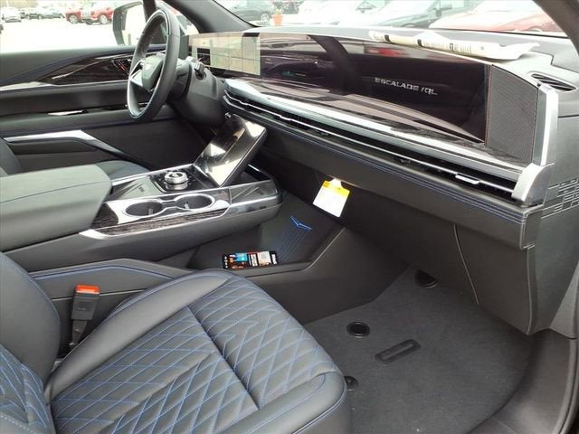 2026 Cadillac ESCALADE IQL Sport