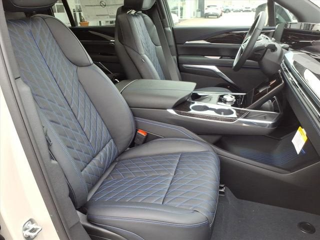 2026 Cadillac ESCALADE IQL Sport