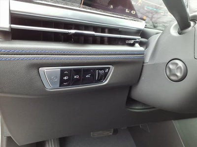 2026 Cadillac ESCALADE IQL Sport