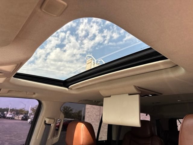 2017 Cadillac Escalade Luxury
