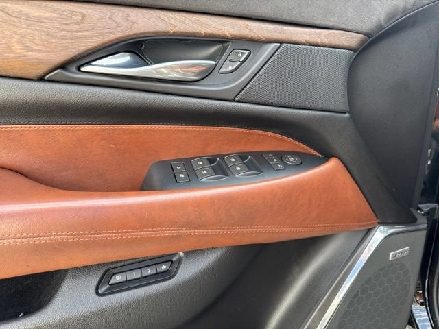 2017 Cadillac Escalade Luxury