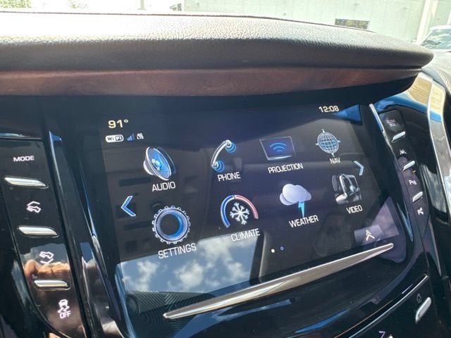 2017 Cadillac Escalade Luxury