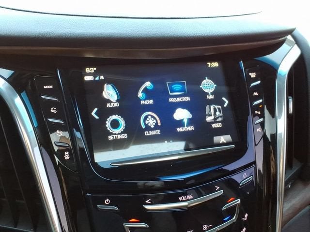 2017 Cadillac Escalade Luxury