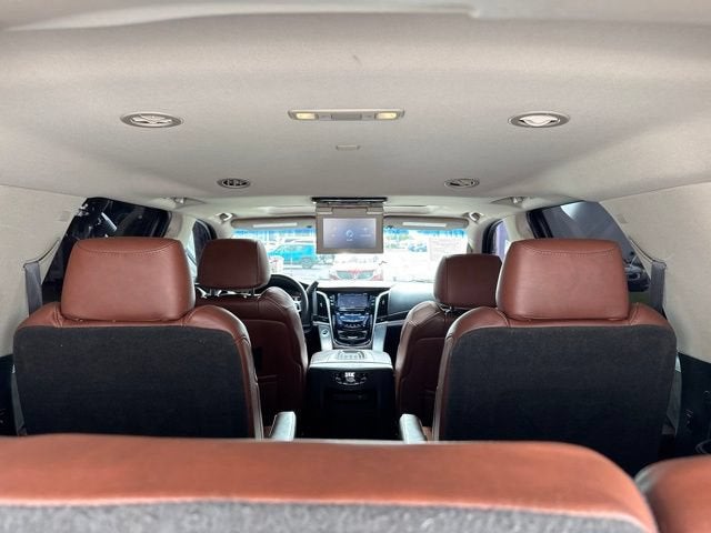 2017 Cadillac Escalade Luxury