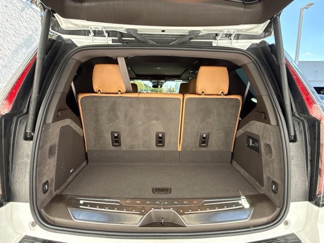 2023 Cadillac Escalade 4WD Premium Luxury