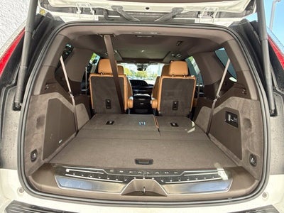 2023 Cadillac Escalade 4WD Premium Luxury