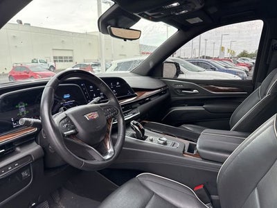2023 Cadillac Escalade Premium Luxury
